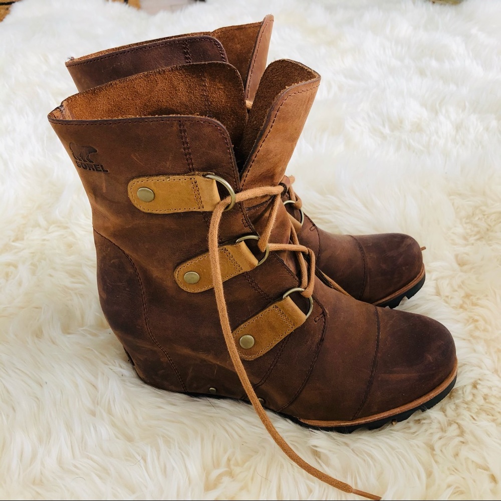 Sorel Joan of Arctic Leather Boots